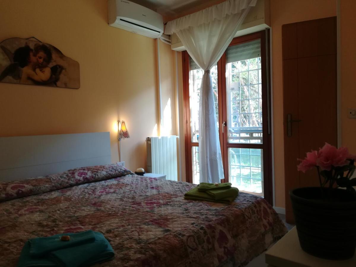 Il Girasole Di Ostia Apartamento Exterior foto